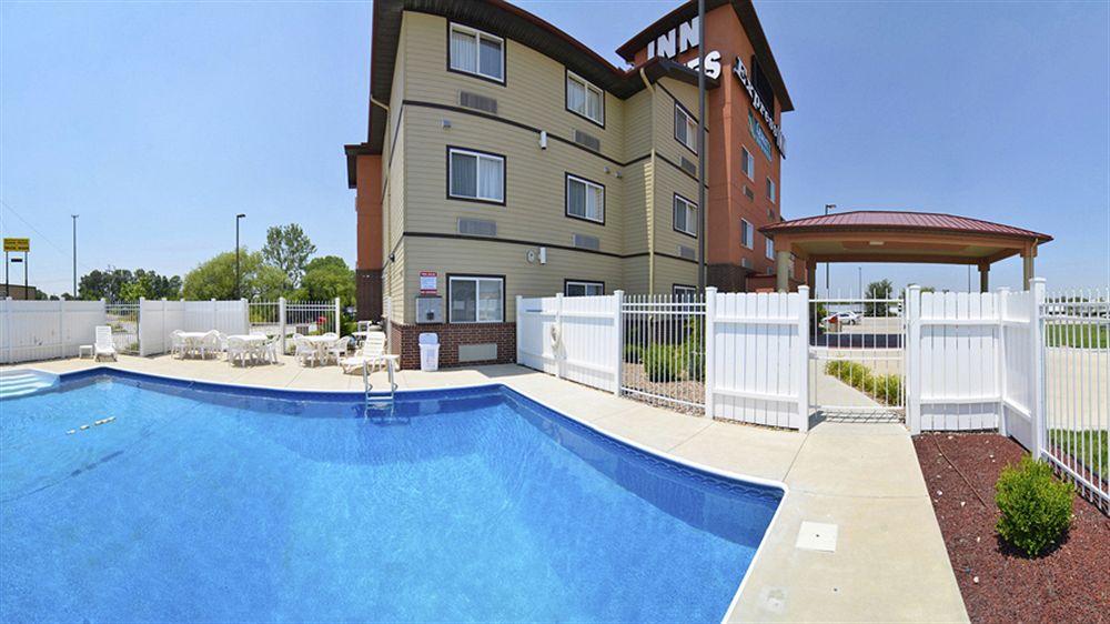 Quality Inn & Suites 파크시티 외부 사진