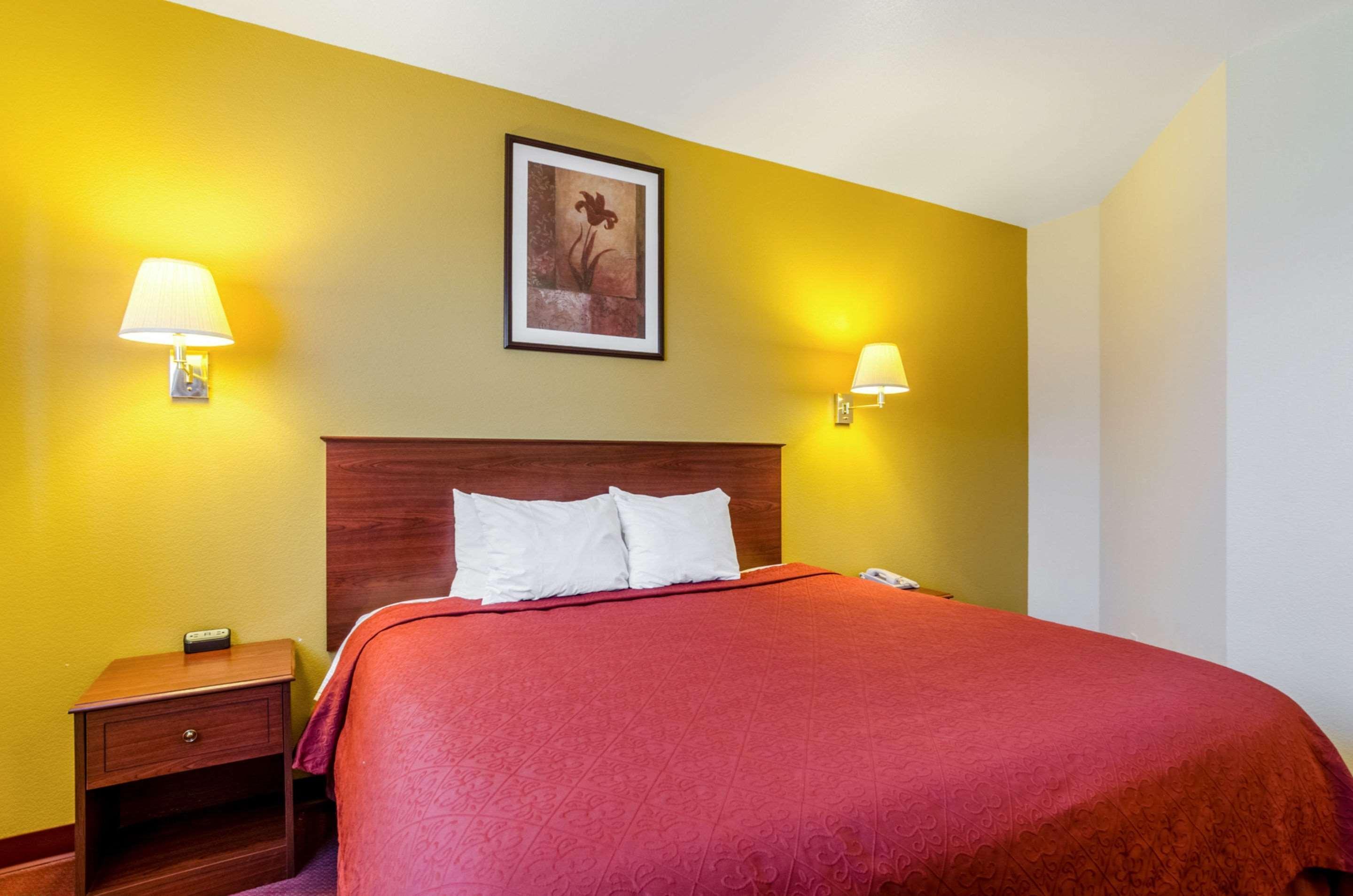 Quality Inn & Suites 파크시티 외부 사진