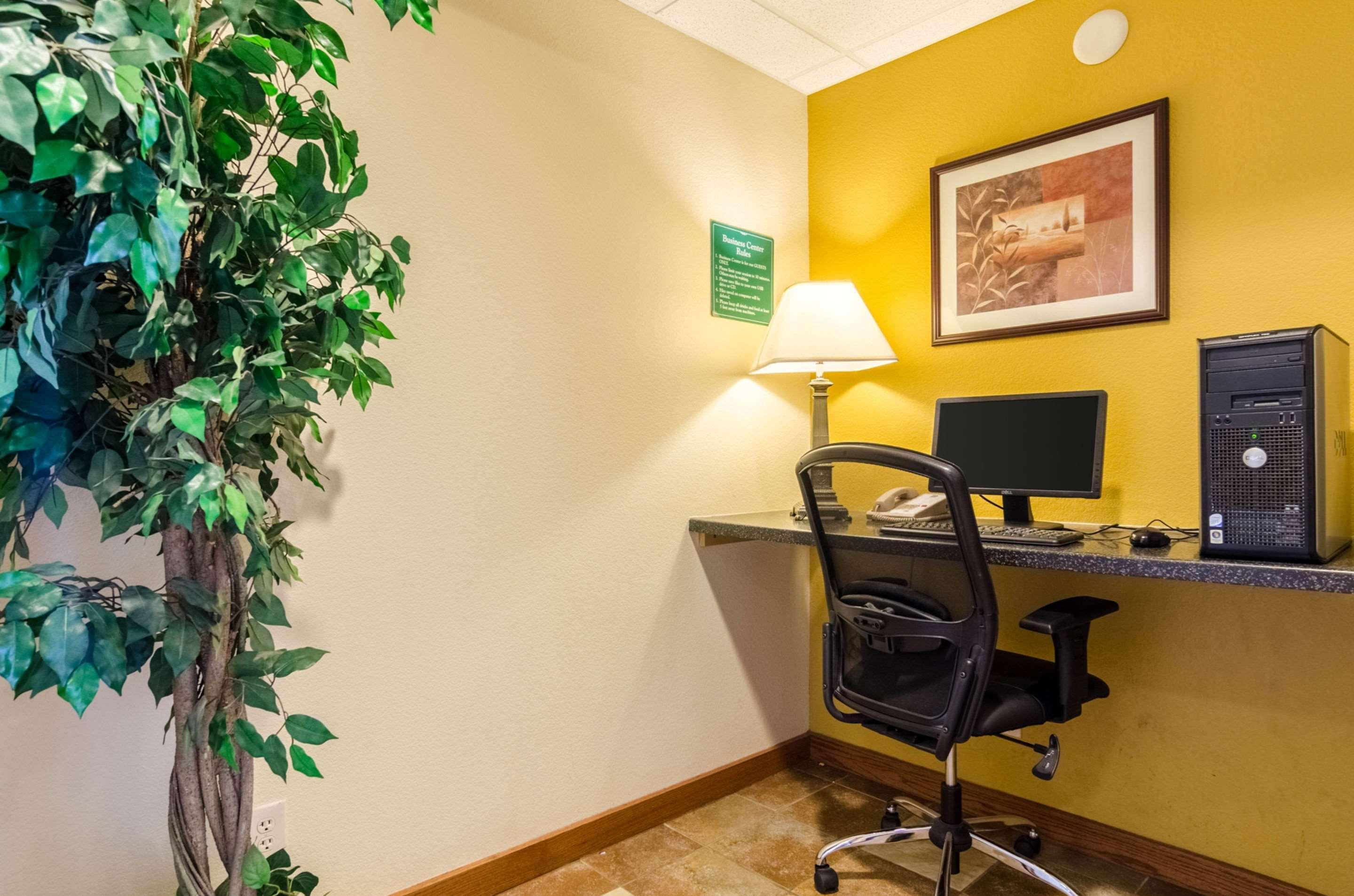 Quality Inn & Suites 파크시티 외부 사진