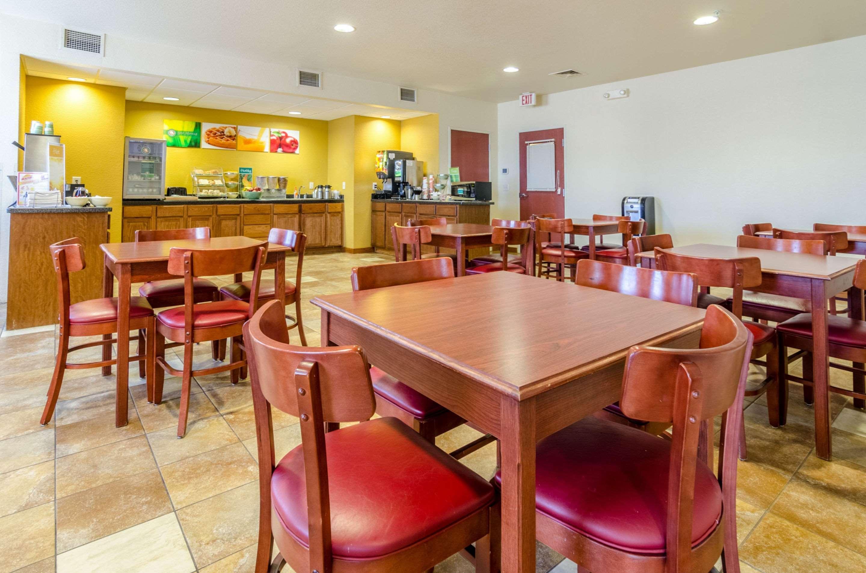 Quality Inn & Suites 파크시티 외부 사진