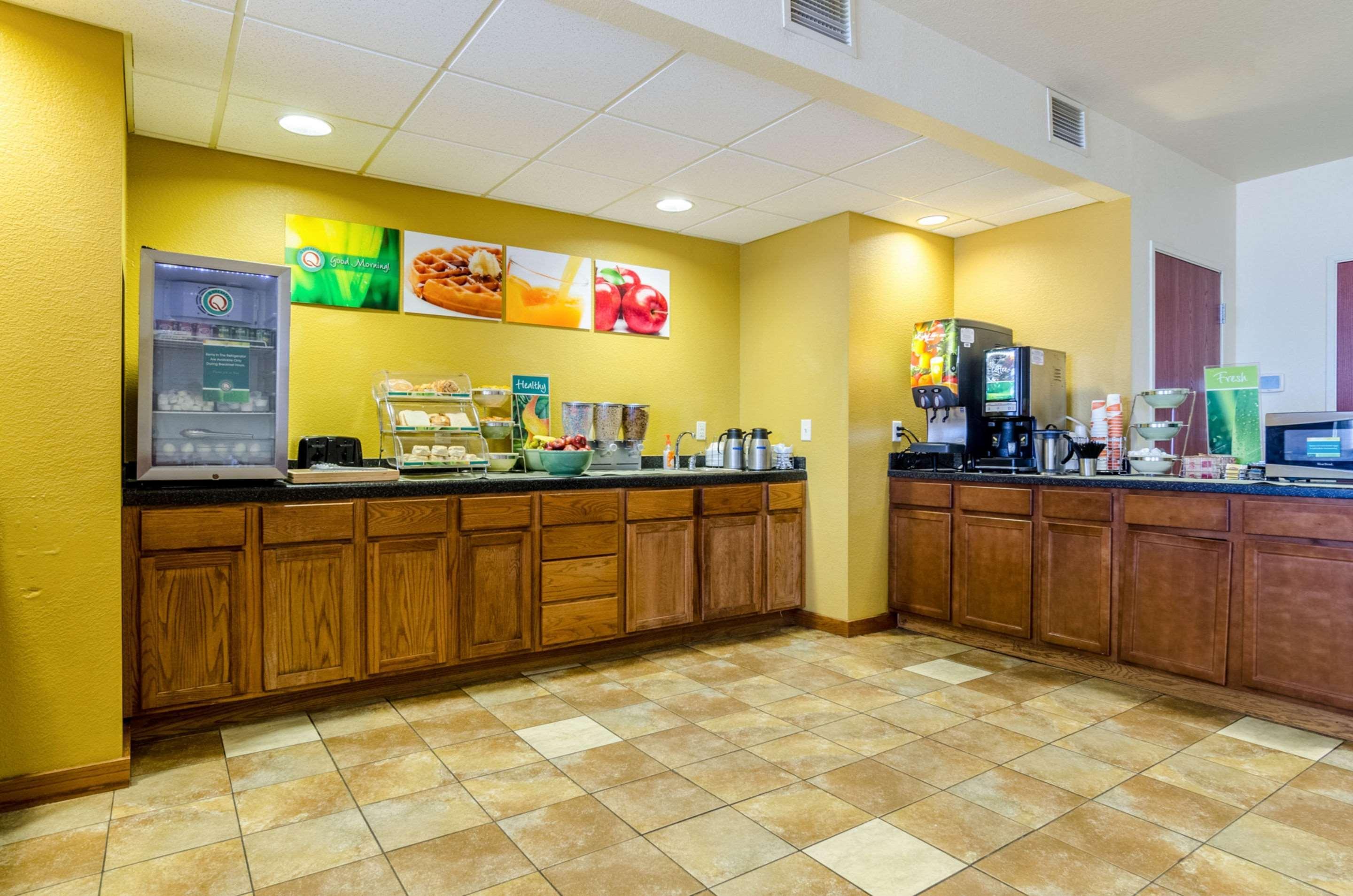 Quality Inn & Suites 파크시티 외부 사진