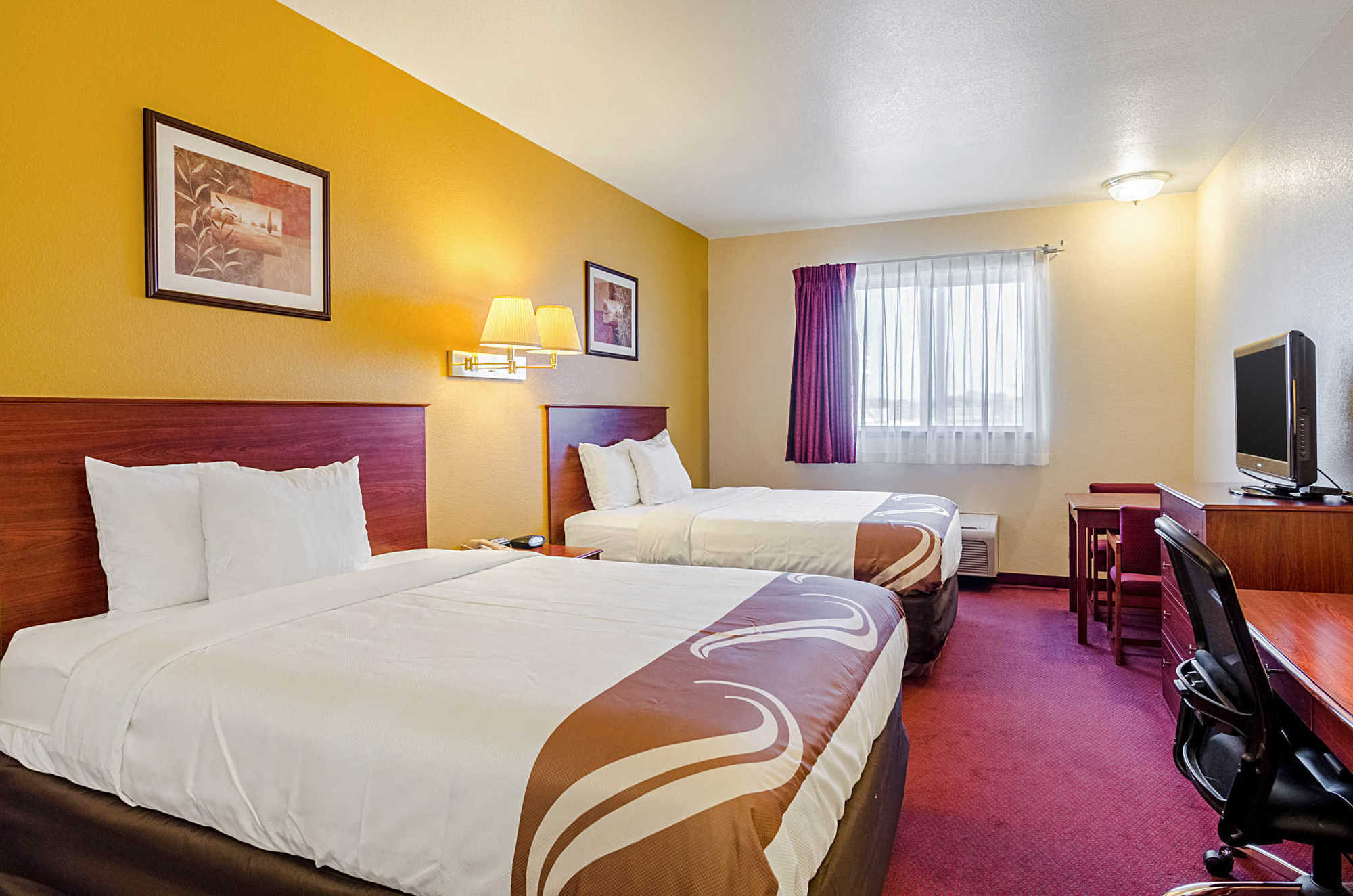 Quality Inn & Suites 파크시티 객실 사진
