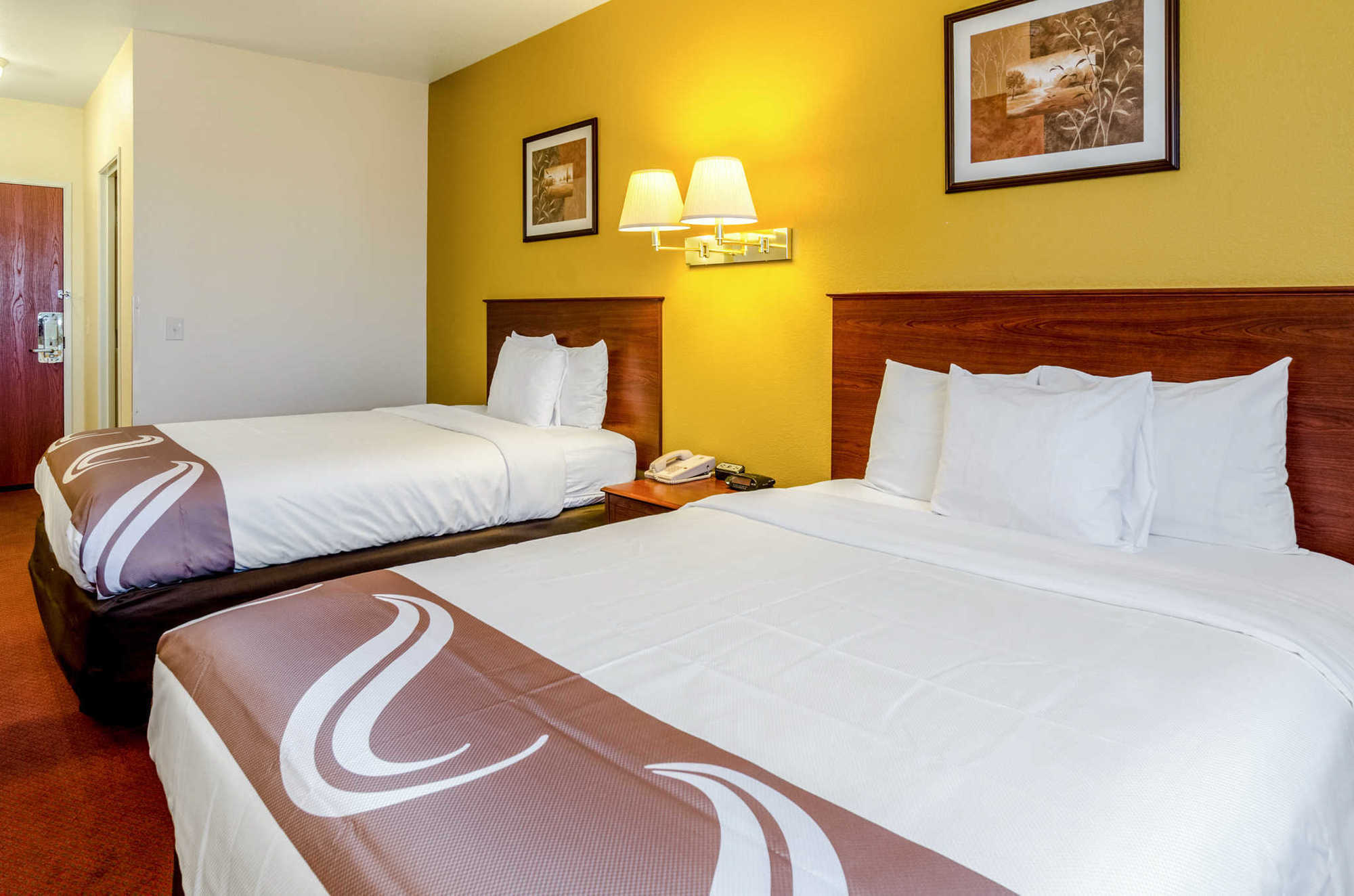 Quality Inn & Suites 파크시티 객실 사진