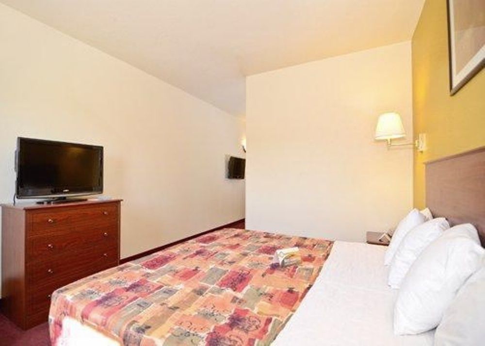 Quality Inn & Suites 파크시티 외부 사진