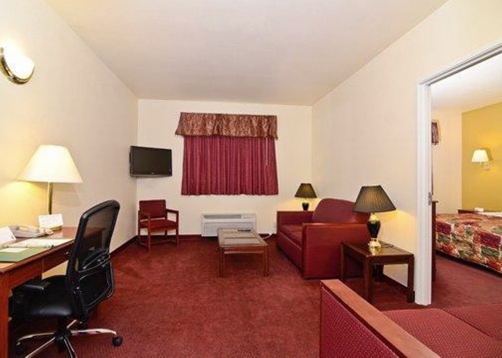 Quality Inn & Suites 파크시티 객실 사진