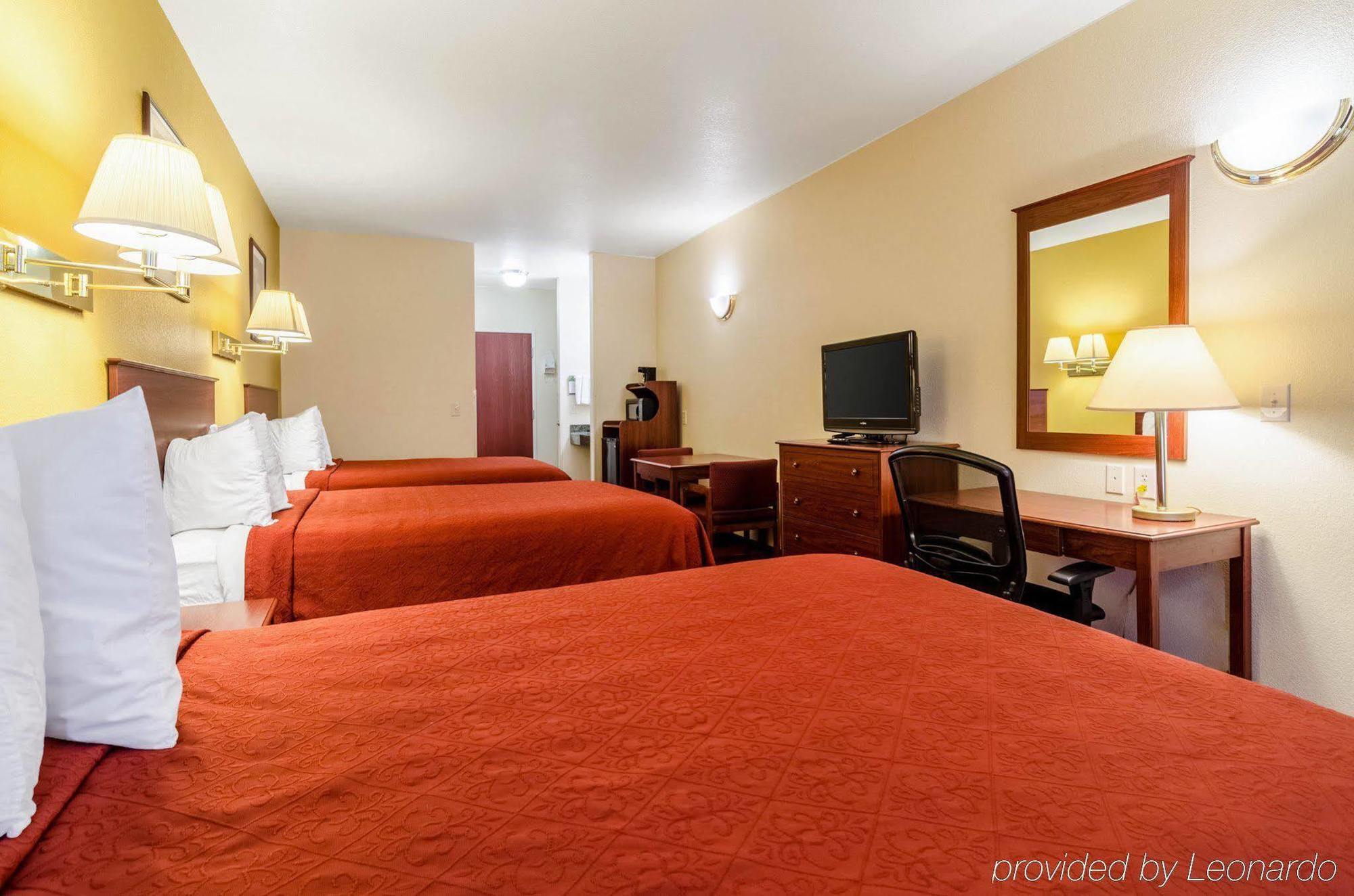 Quality Inn & Suites 파크시티 외부 사진
